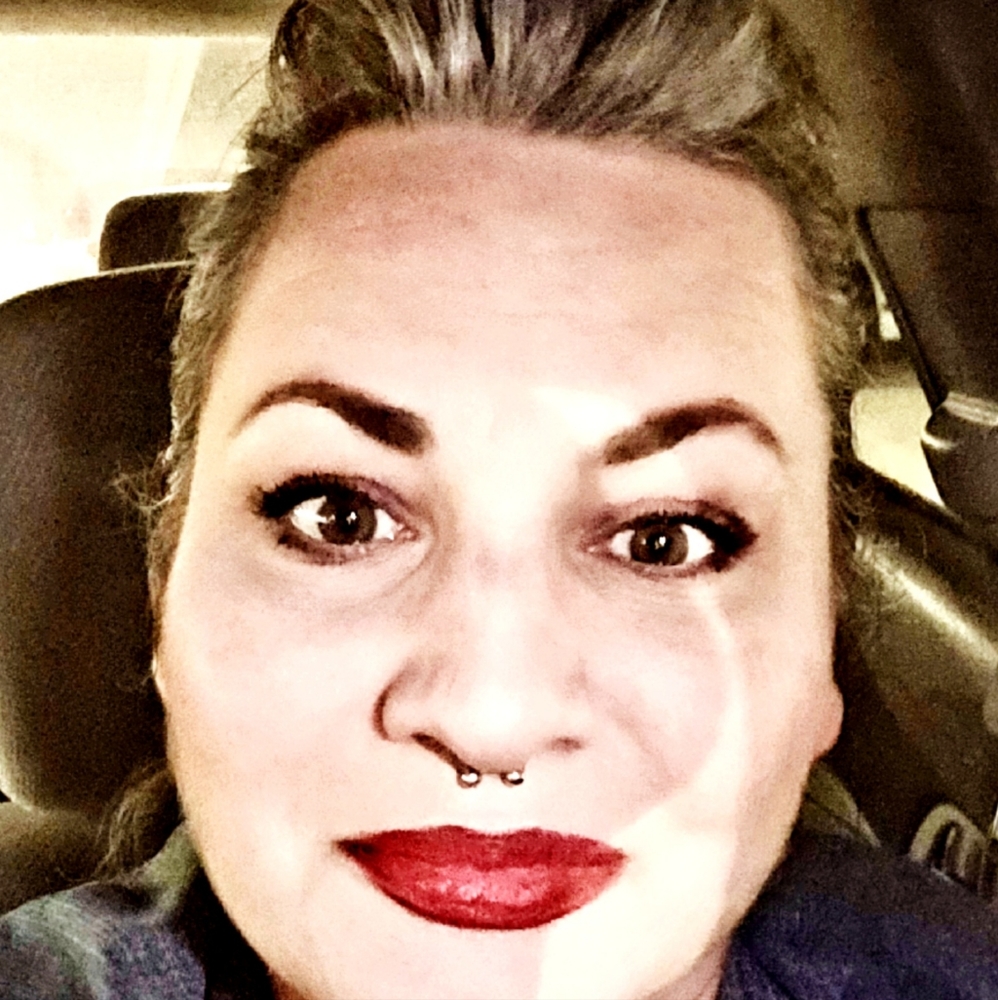 Meet your Posher, Veronica